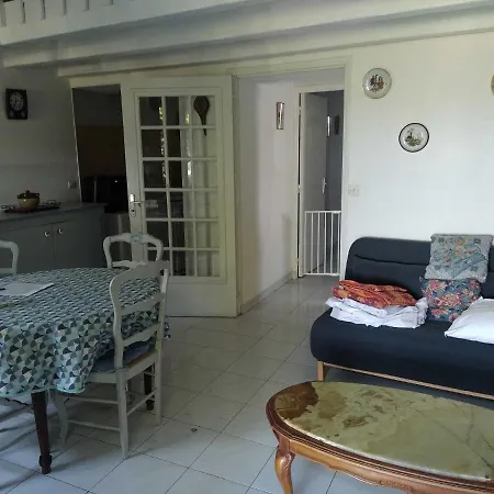 Des Arts Holiday home Saint-Genies-des-Mourgues