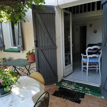 Des Arts Holiday home *