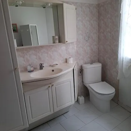 Holiday home Des Arts Saint-Genies-des-Mourgues